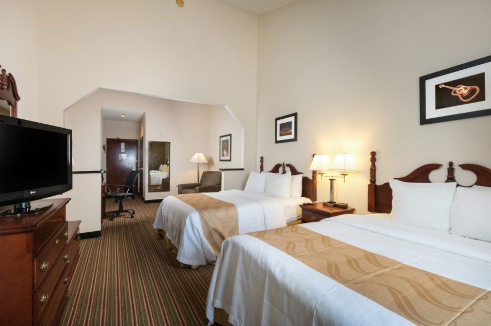 Quality Inn & Suites West Chase Houston Exteriör bild